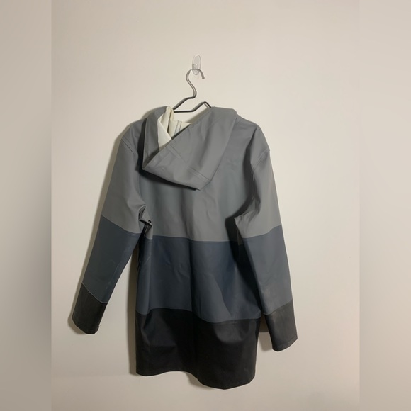 COPY - STUTTERHEIM THREE SHADES OF GRAY RAIN COAT Size S - Picture 2 of 6